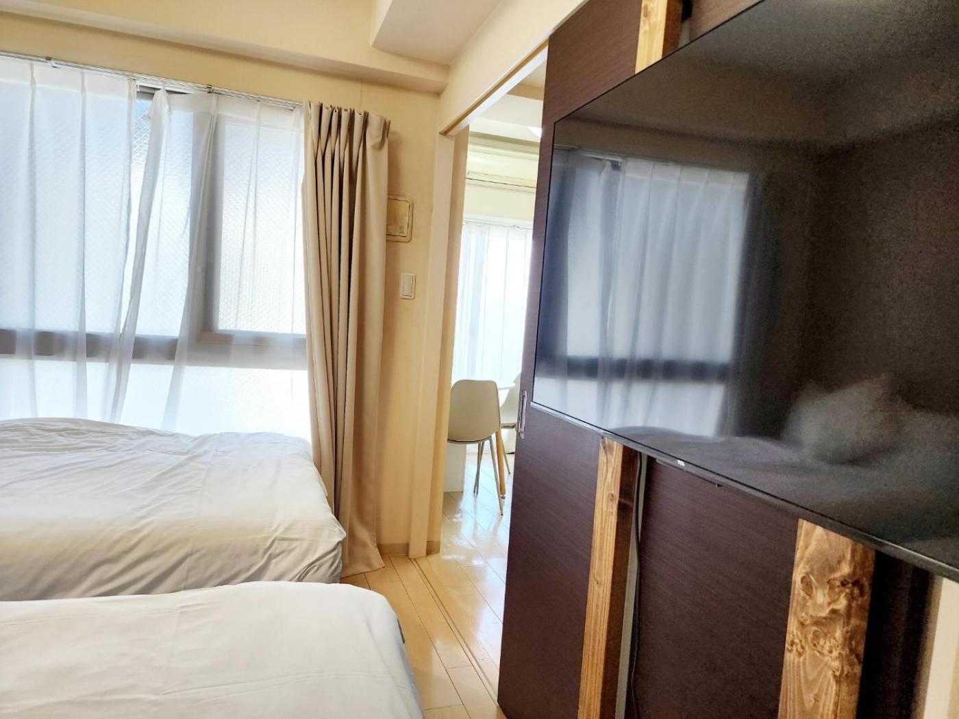 Apartemen Cocone House Twin Bedroom 2 Stops From Namba Station
